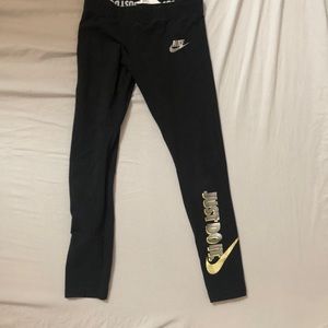 Nike leggings